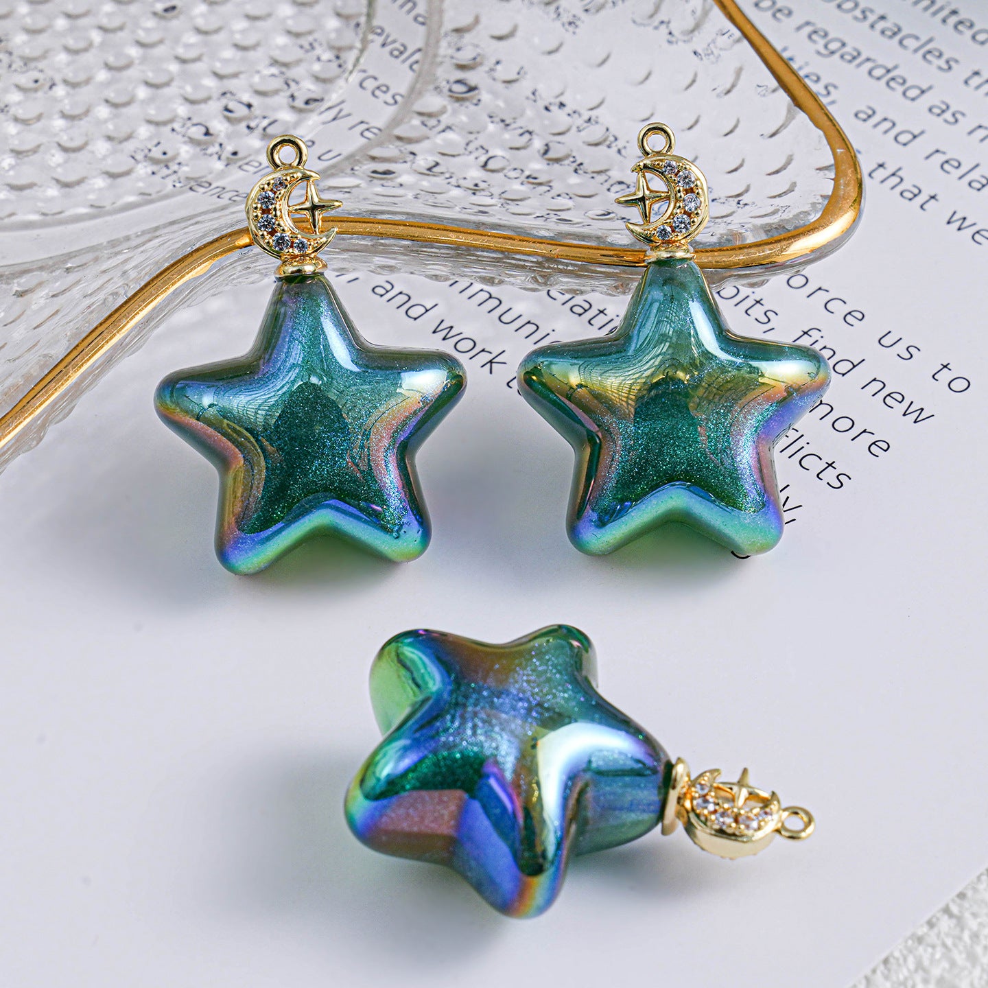 Copper Gold-Plated Ice Beauty Pentagram Moon Pendant