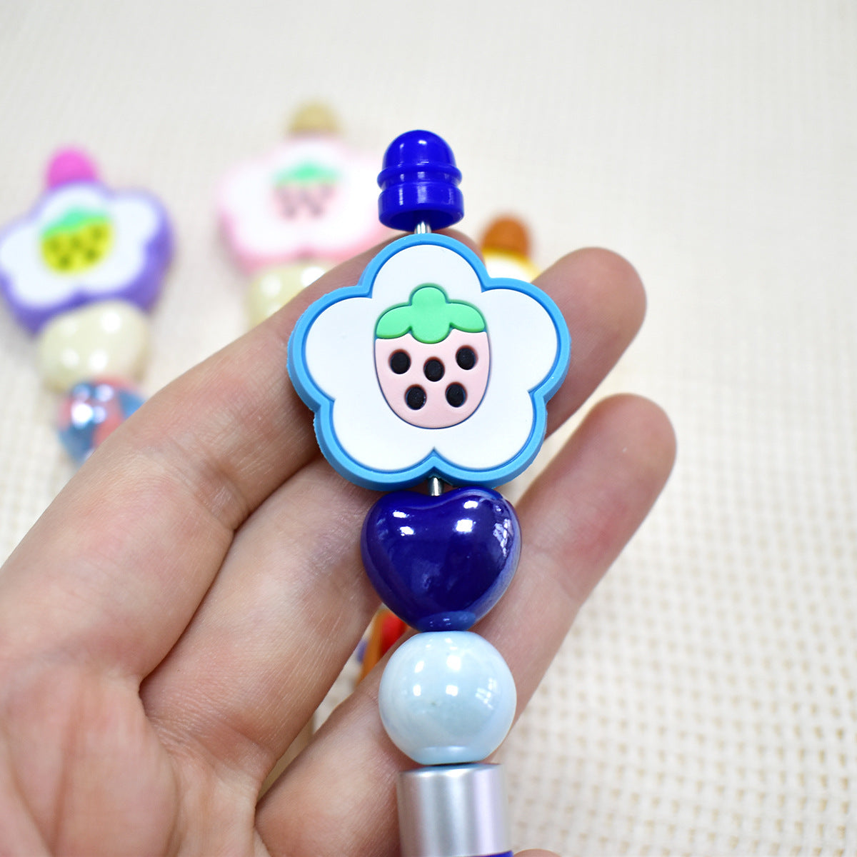Cute Cartoon Silicone Focus Beads