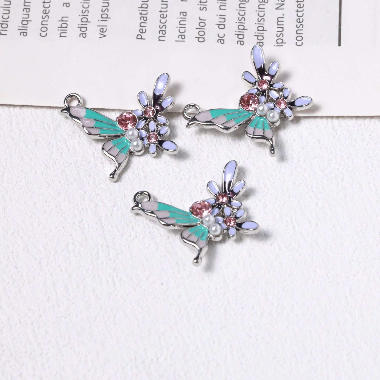 Elegant Diamond-Studded Pearl Oil-Drip Butterfly