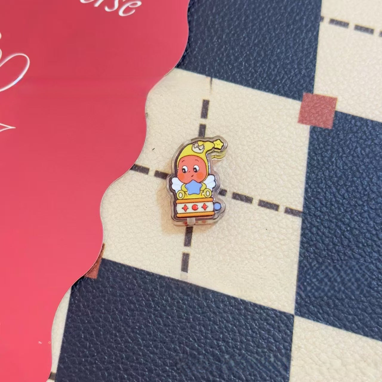 5 pcs Printed Embossed Cartoon Amusement Park Star People Acrylic Beads