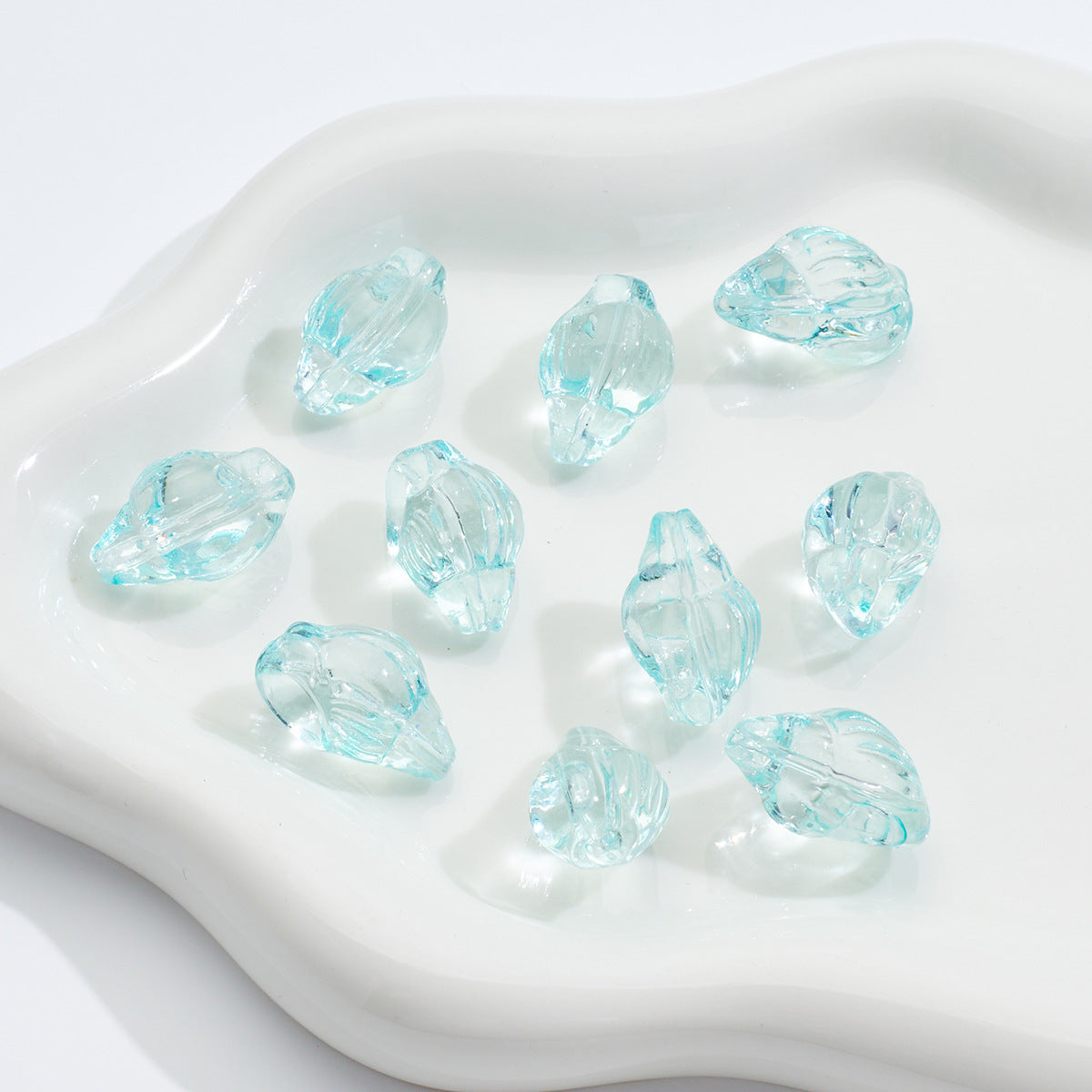 Multi-colored transparent conch beadable beads