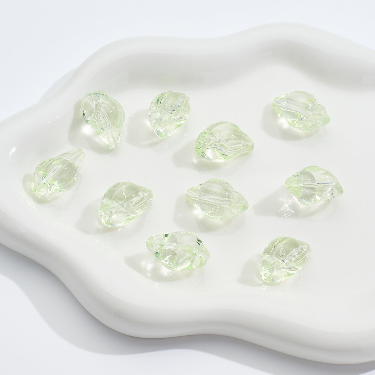 Multi-colored transparent conch beadable beads