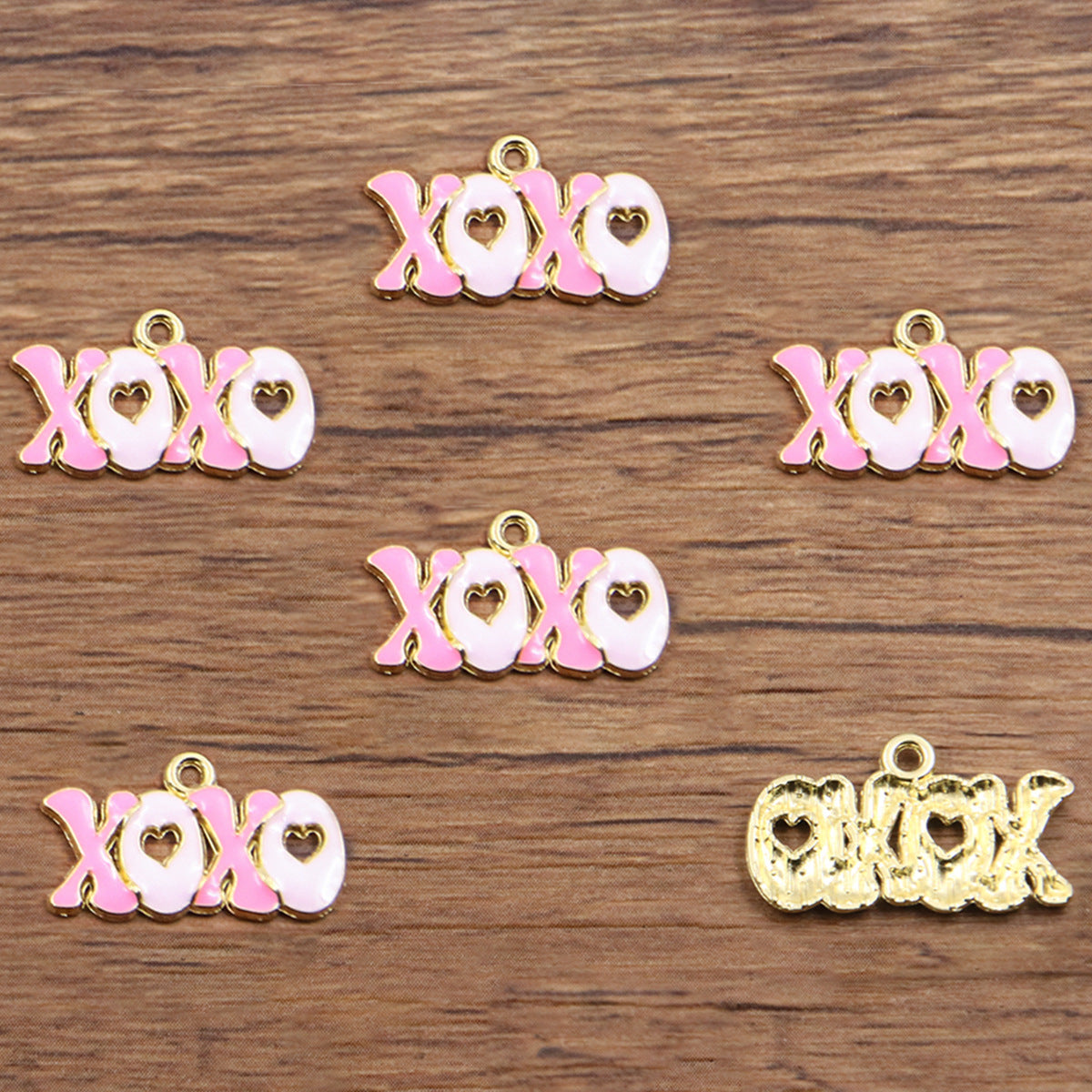 pink xoxo