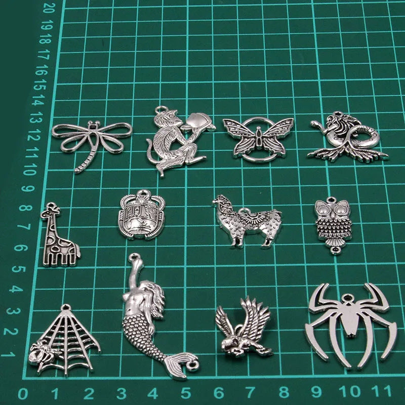 12 Styles Mixed Sizes Cross-Border Animal Charms
