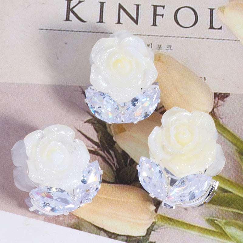 Transparent texture gradient color rose flower ball