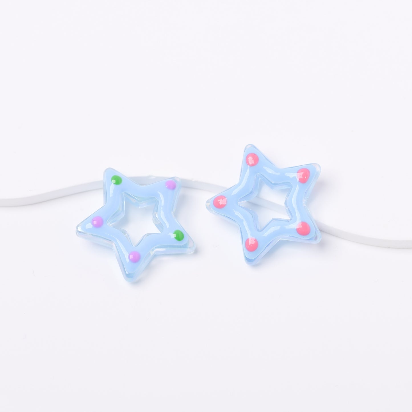Glow-in-the-dark hand-painted five-pointed star Beads