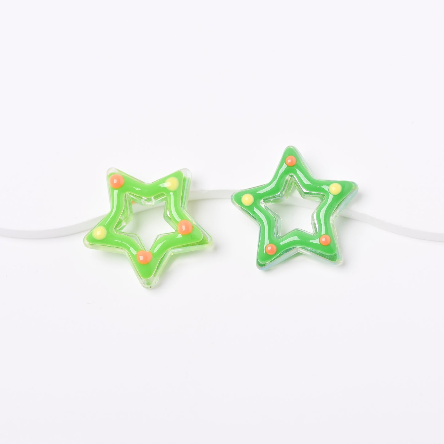 Glow-in-the-dark hand-painted five-pointed star Beads