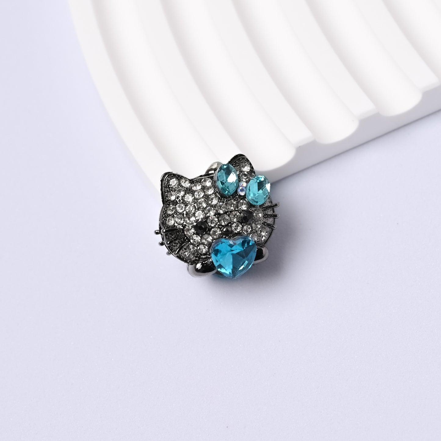 5 pcs Kitty Cat Bead with Straight Hole Fancy Beads