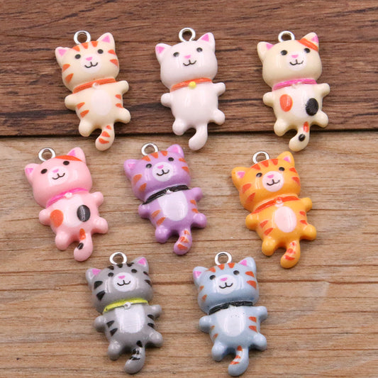 8色 15×29mm DIY樹脂製 かわいい漫画子猫動物ペンダントチャーム